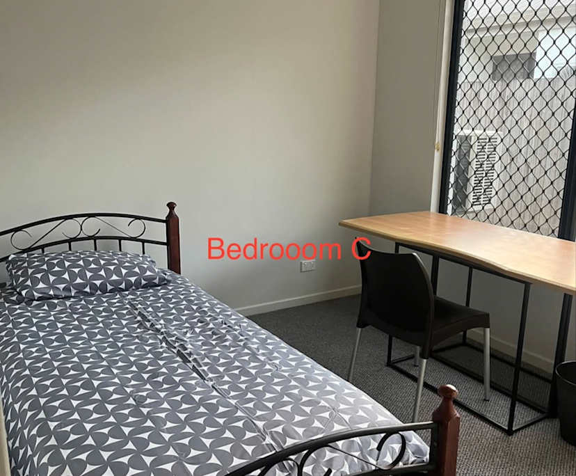 $230, Share-house, 4 bathrooms, Smithfield QLD 4878