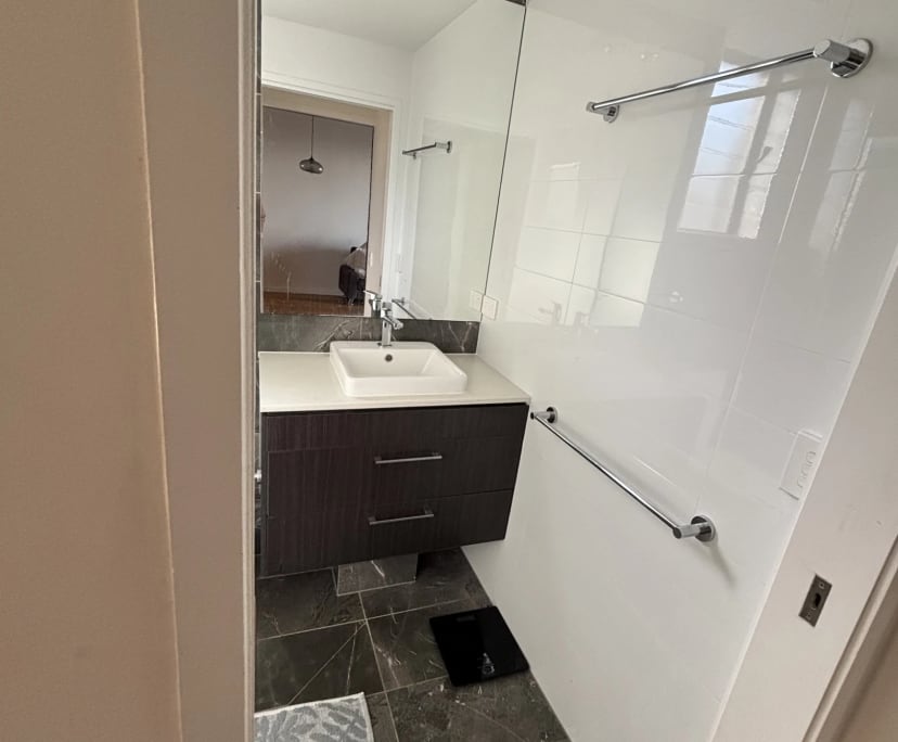 Unfurnished room with own bathroom