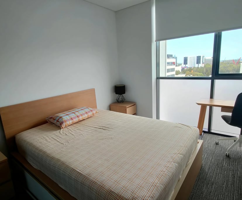 Furnished room with ensuite in a flatshare