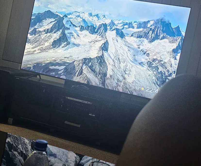 Furnished room with own bathroom