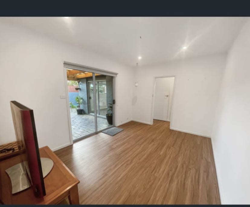 Room in a share house