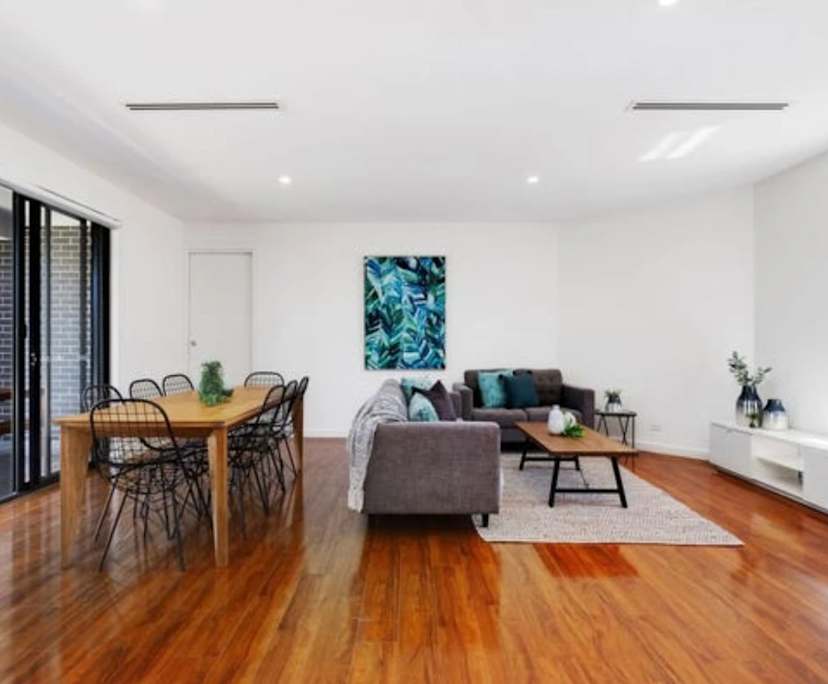 Unfurnished room in a share house