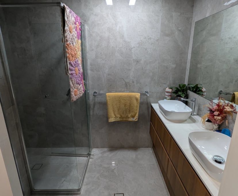 Room with ensuite in a share house