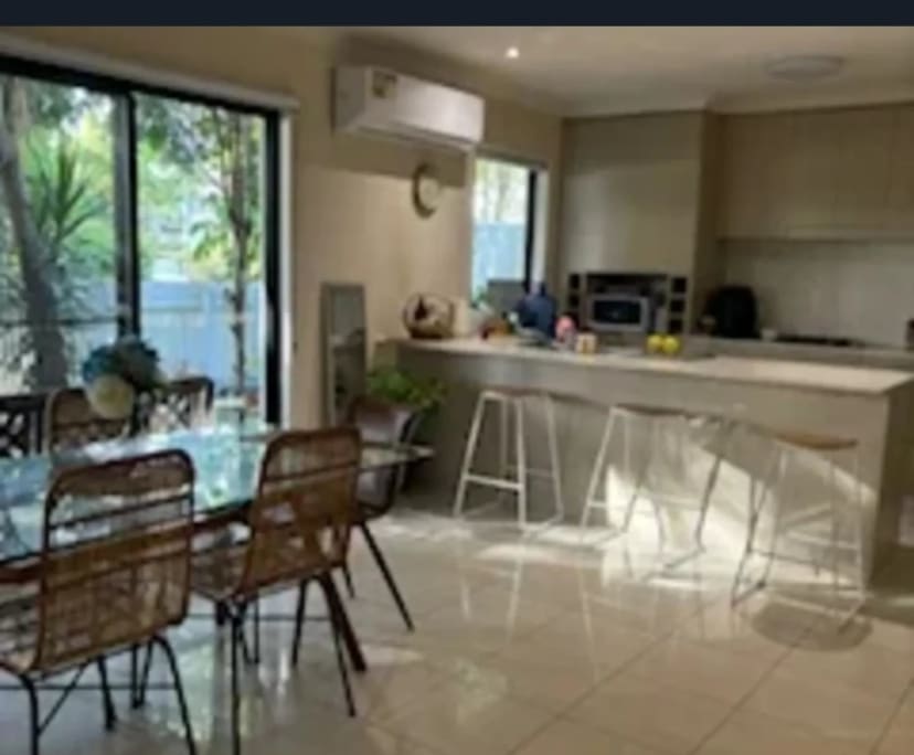 $400, Share-house, 3 bathrooms, Tugun QLD 4224
