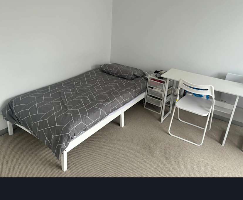 $180, Flatshare, 3 bathrooms, Brunswick VIC 3056