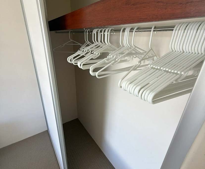 $290, Share-house, 5 bathrooms, Landsdale WA 6065