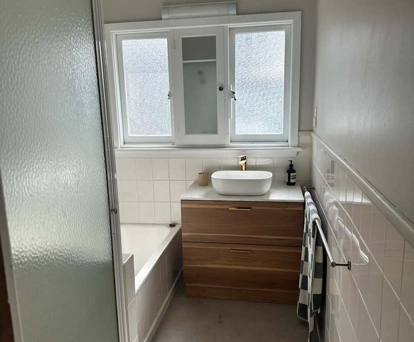 $200, Share-house, 3 bathrooms, Belmont VIC 3216