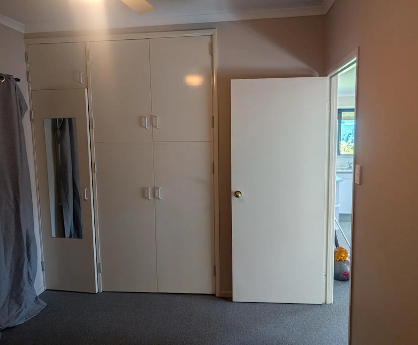 $350, Whole-property, 2 bathrooms, Tivoli QLD 4305