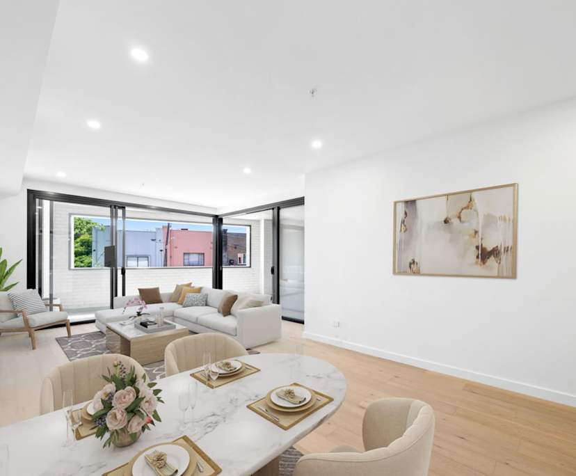 Unfurnished room with own bathroom