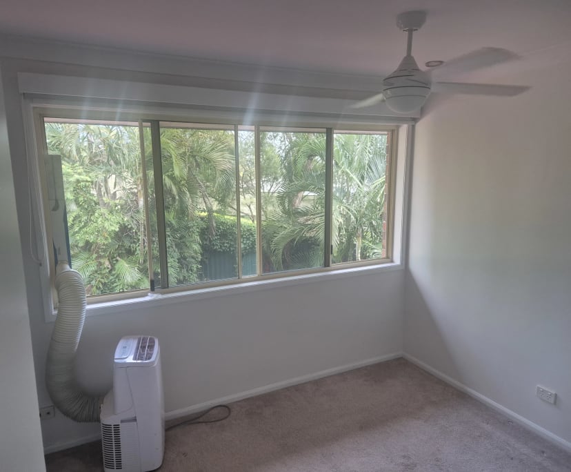 $310, Share-house, 3 bathrooms, Helensvale QLD 4212