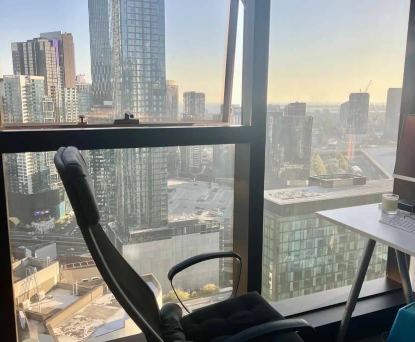 Furnished room in a flatshare