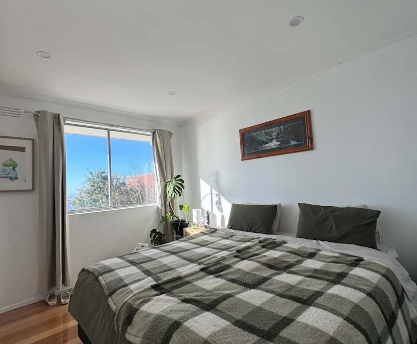 Furnished room with own bathroom