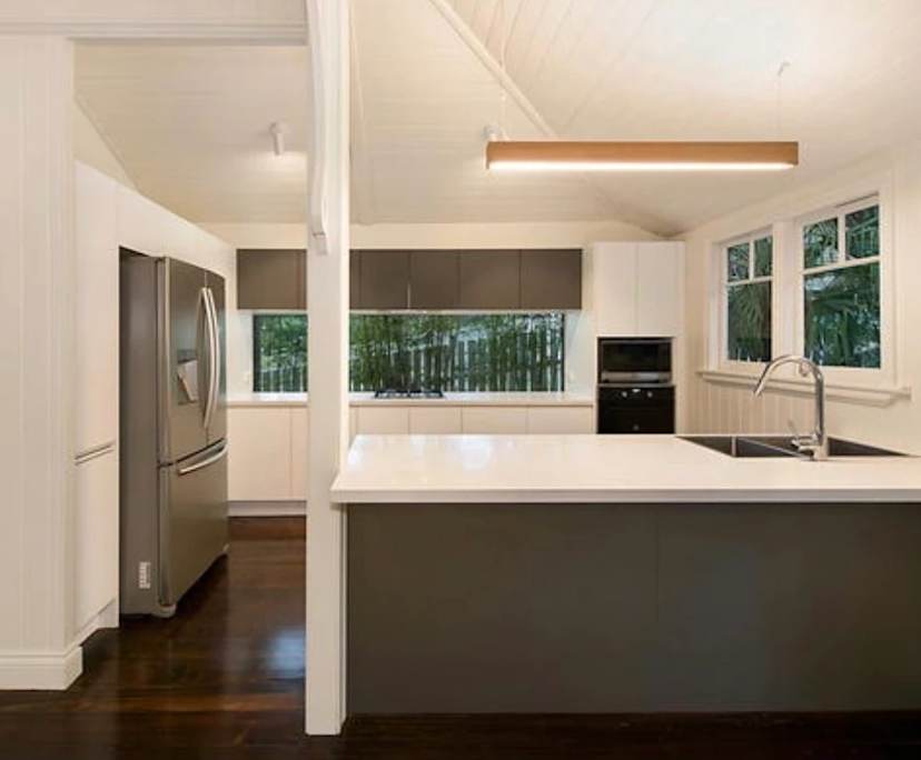 $330, Share-house, 3 bathrooms, Bulimba QLD 4171