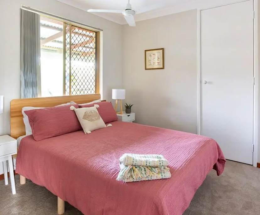 Whole property with 3 rooms for rent