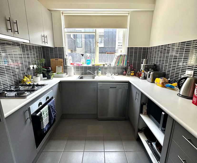 $400, Flatshare, 2 bathrooms, Malvern VIC 3144