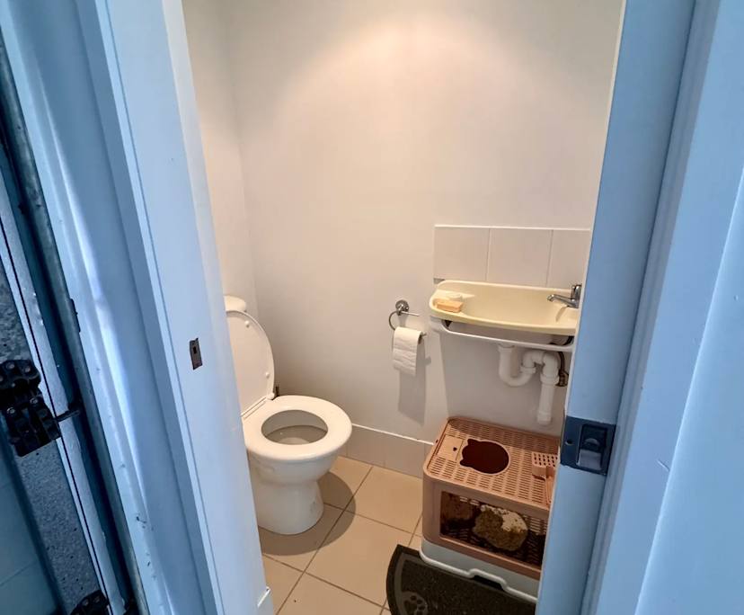 $350, Share-house, 2 bathrooms, Annerley QLD 4103