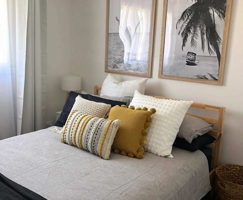 Unfurnished room with own bathroom