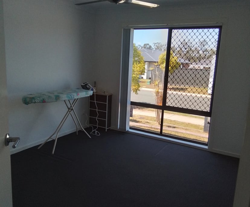 $400, Share-house, 4 bathrooms, Collingwood Park QLD 4301