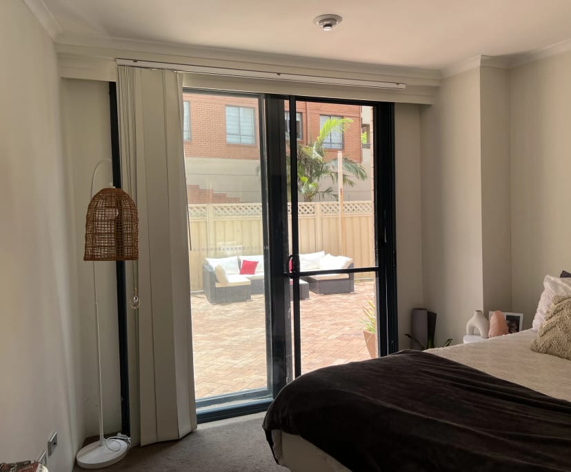 Furnished room with ensuite in a flatshare