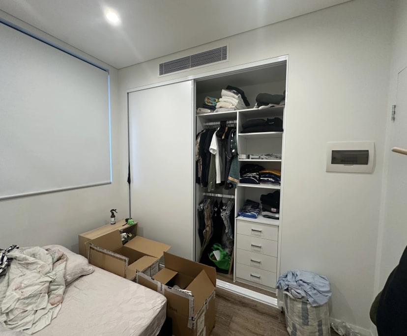 Unfurnished room with own bathroom
