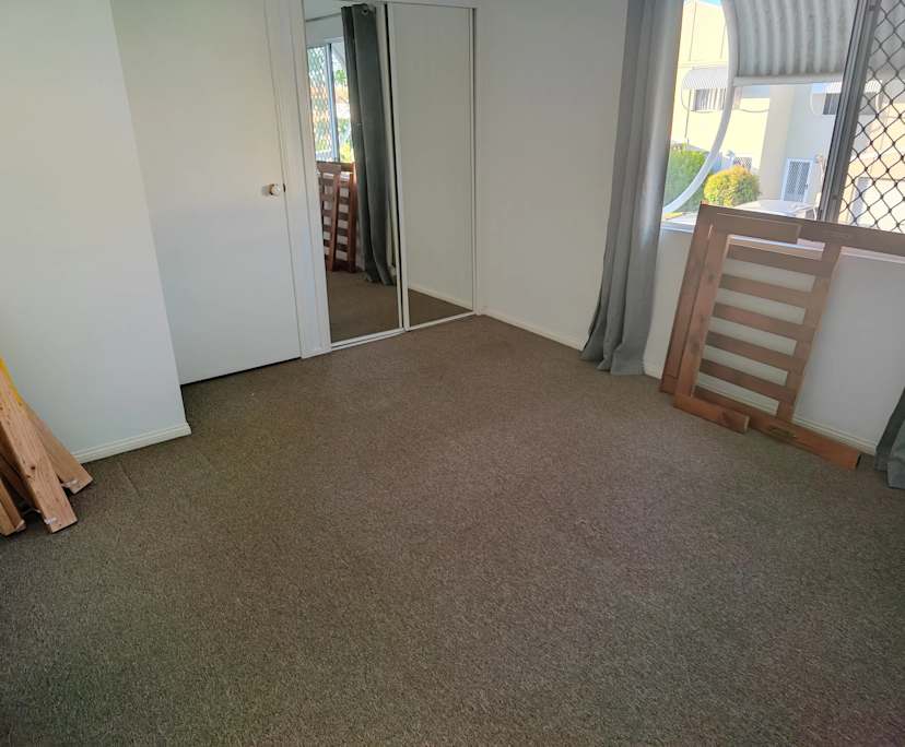 Room in a share house