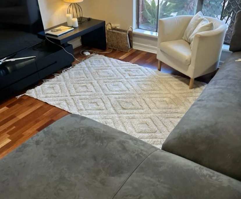 Whole property with 3 rooms for rent