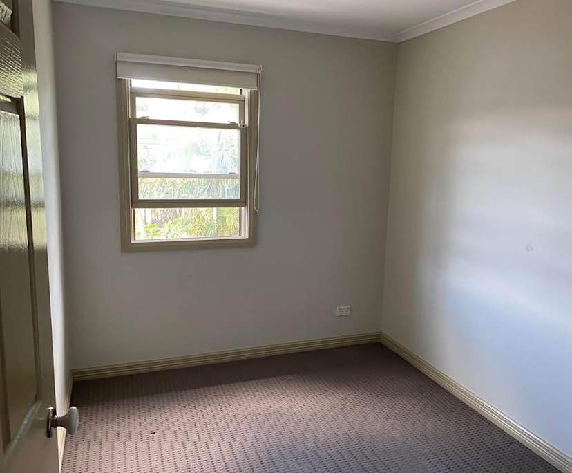 Room in a share house