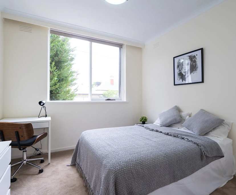 $715, Whole-property, 3 bathrooms, Malvern East VIC 3145