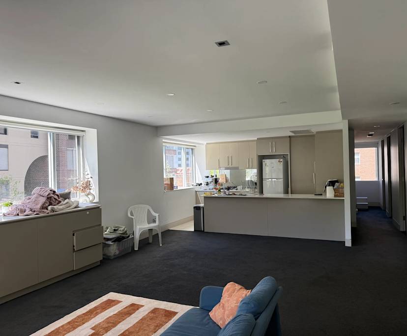 Furnished room in a share house