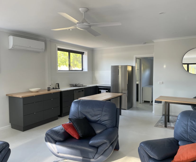 $480, 1-bed, 1 bathroom, Mandurang South VIC 3551