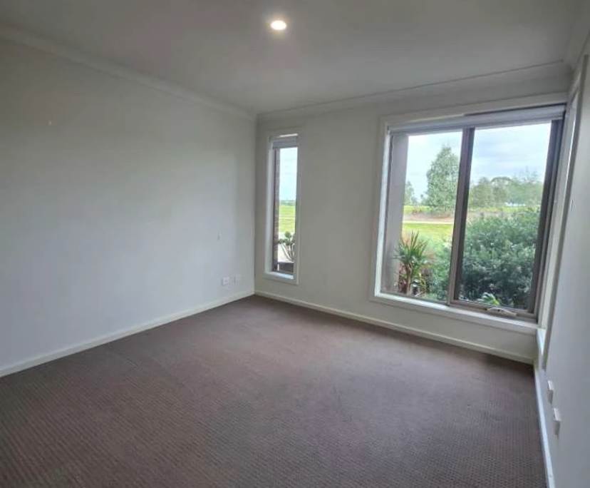 Unfurnished room with ensuite in a share house