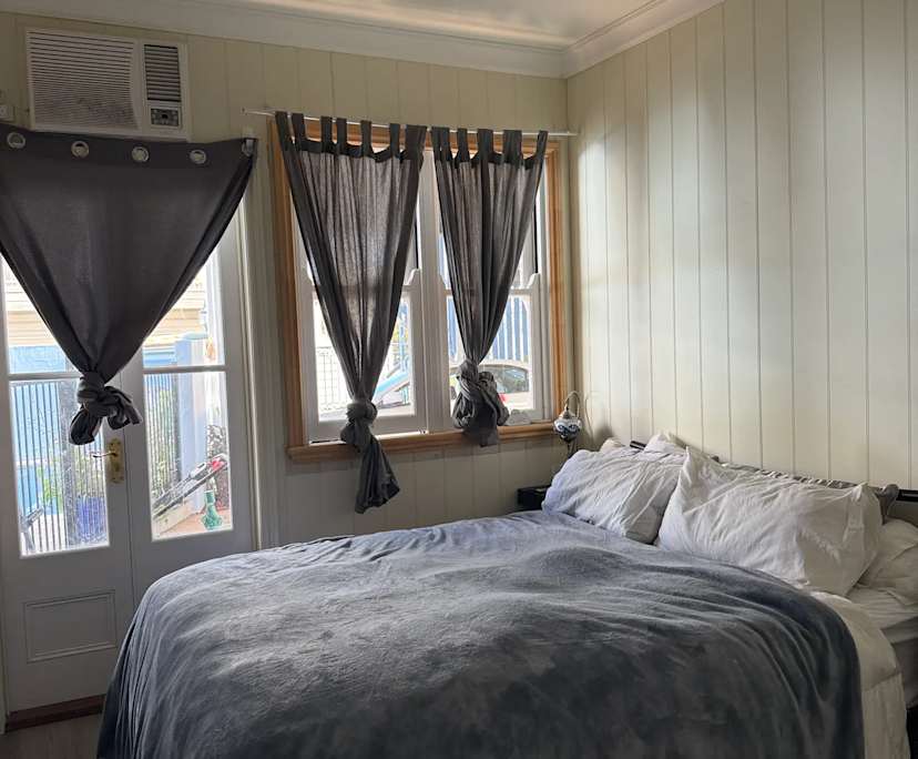 Furnished room with own bathroom