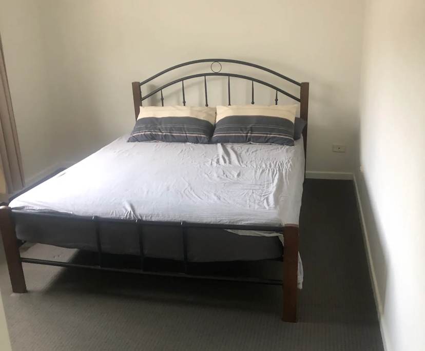 $350, Share-house, 5 bathrooms, Carindale QLD 4152