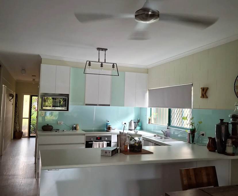 Furnished room in a share house