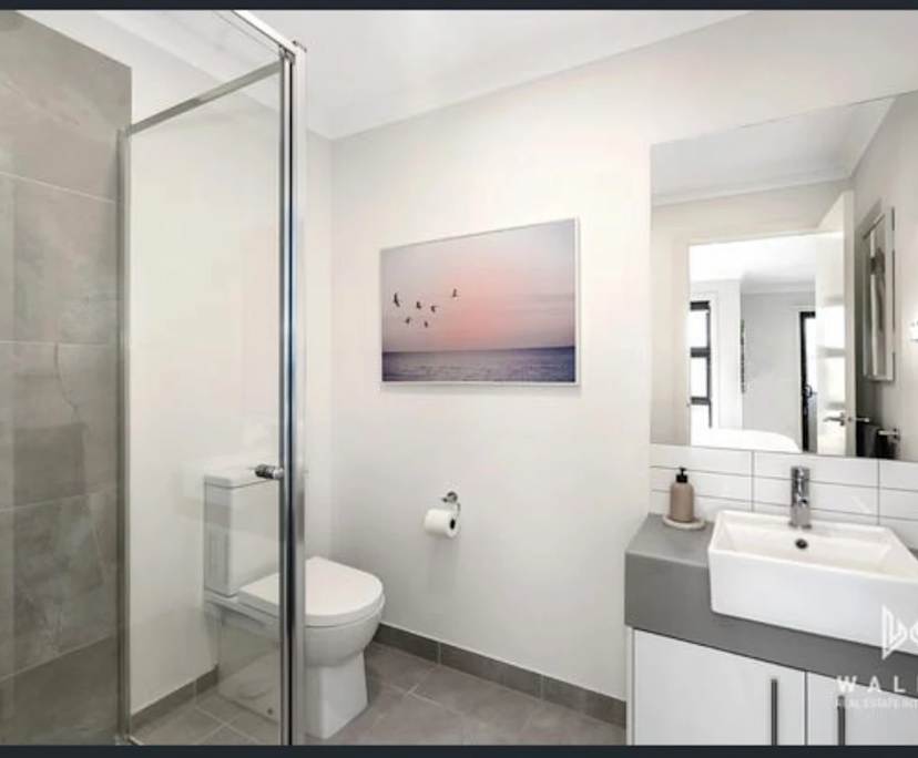 $300, Share-house, 3 bathrooms, Officer VIC 3809