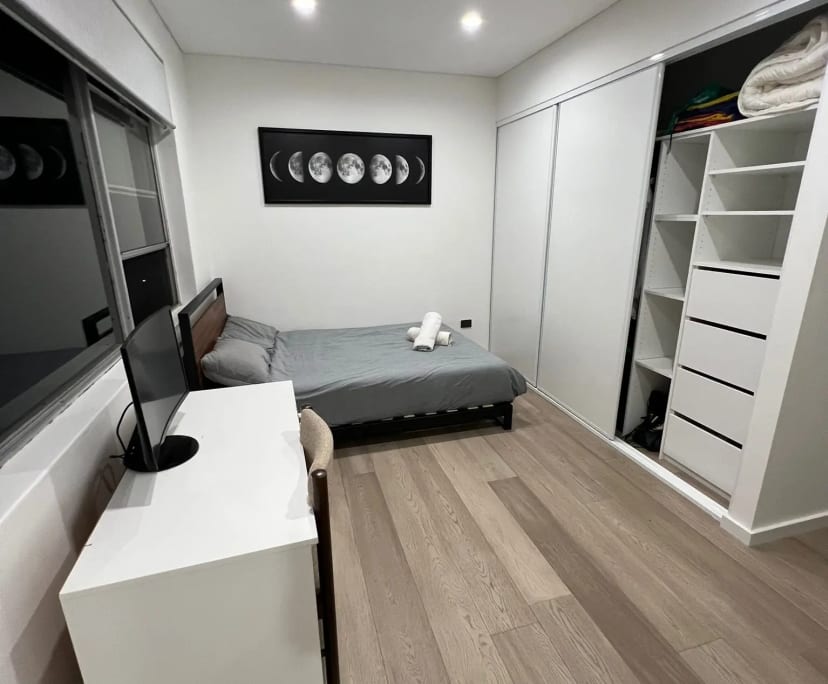 $475, Flatshare, 2 bathrooms, Lane Cove North NSW 2066