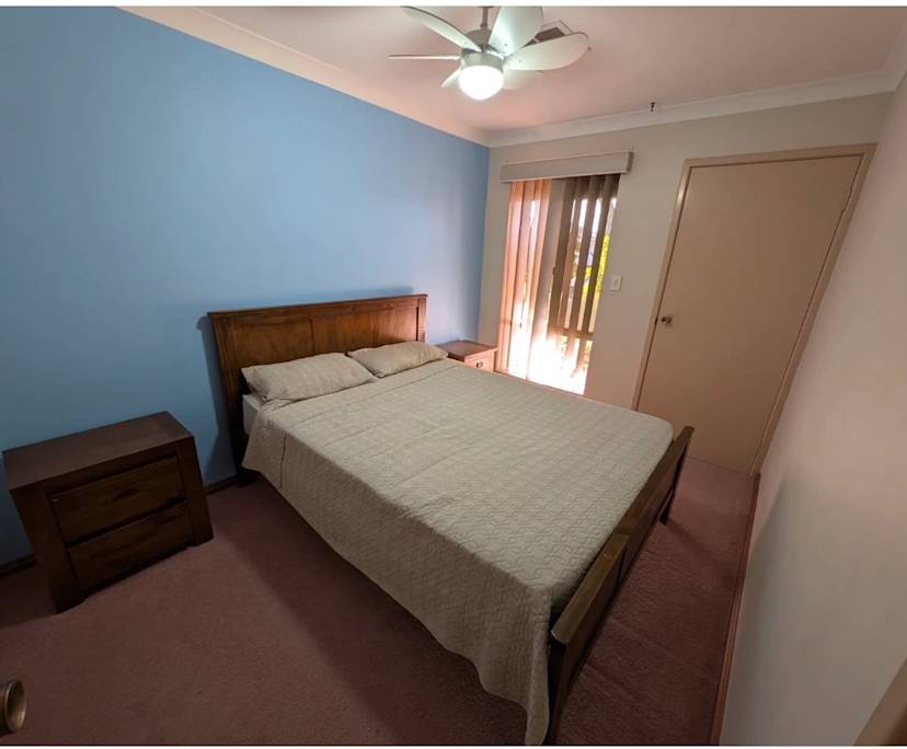 Furnished room in a share house