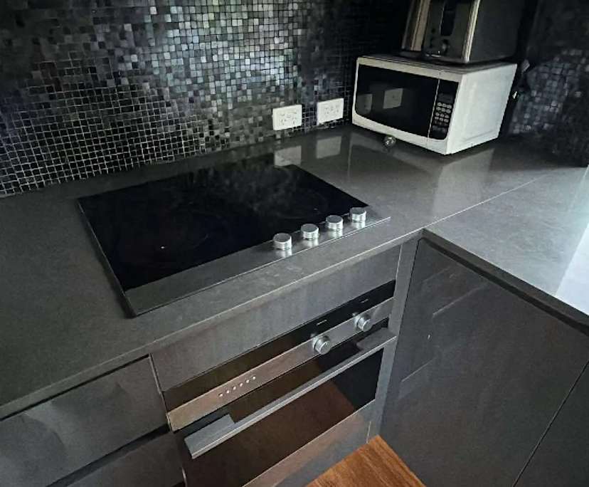 $490, Granny-flat, 1 bathroom, Red Hill ACT 2603