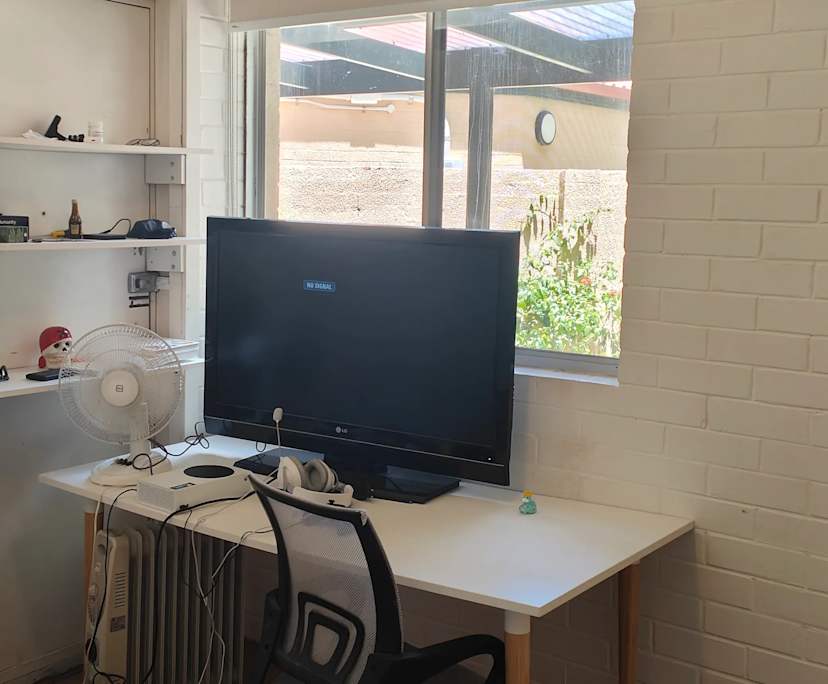 $300, Flatshare, 2 bathrooms, Churchlands WA 6018