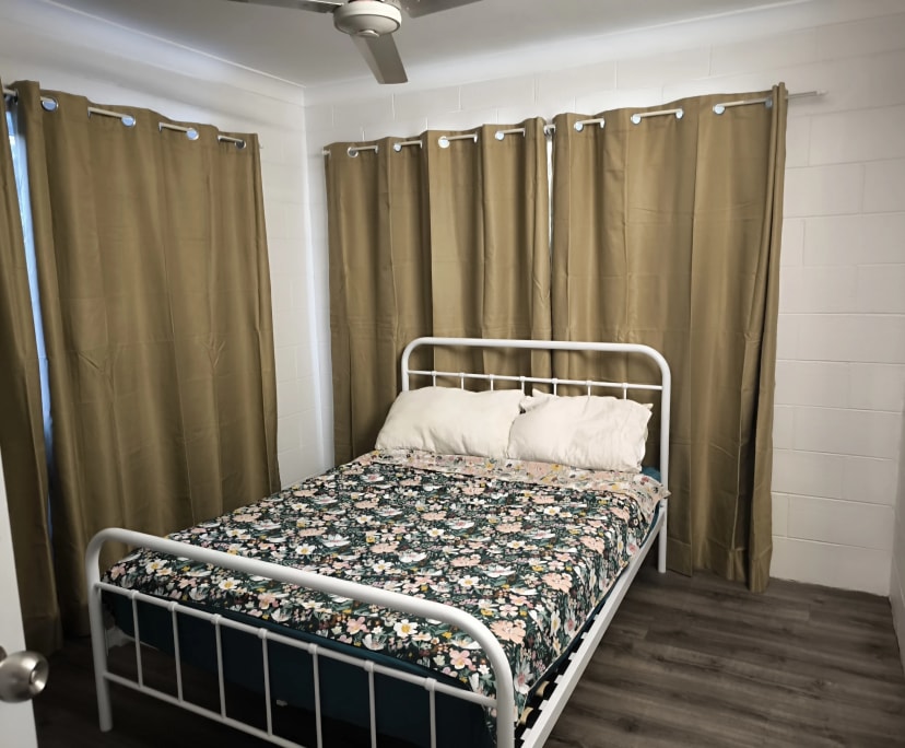 $280-300, Flatshare, 2 rooms, Westcourt QLD 4870, Westcourt QLD 4870