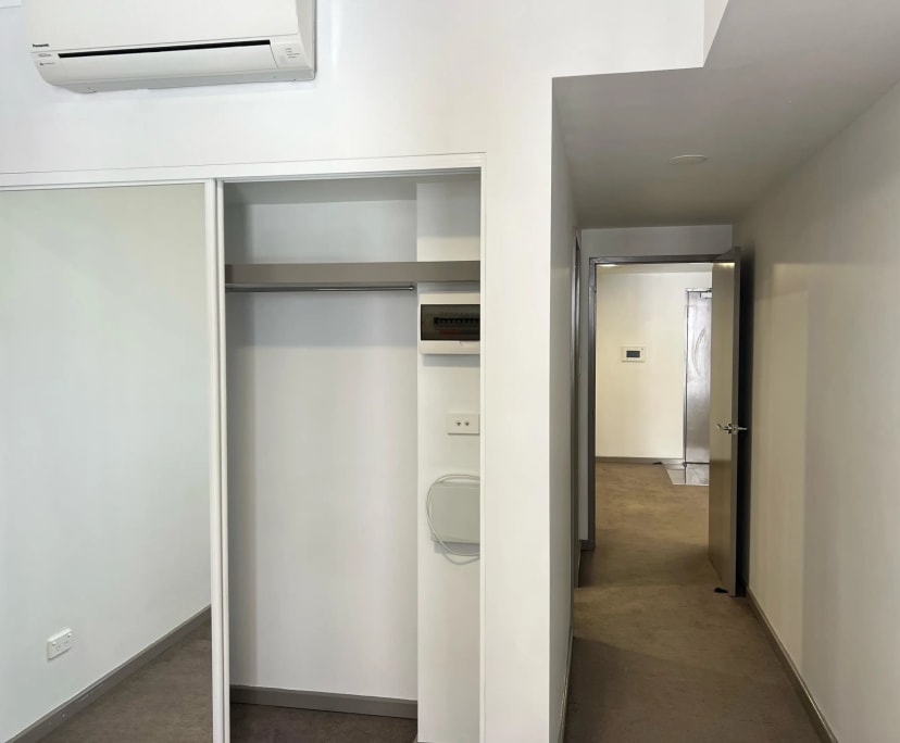 $350, Flatshare, 2 bathrooms, Cannington WA 6107