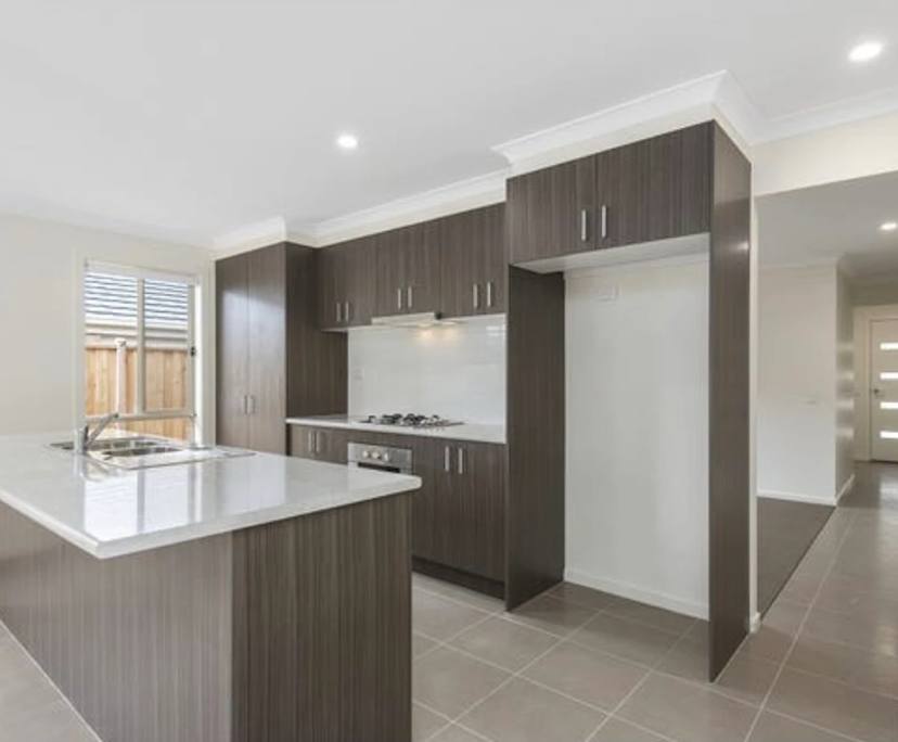 Room in a share house
