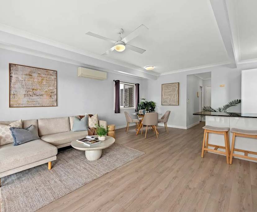 $350, Flatshare, 2 bathrooms, Annerley QLD 4103