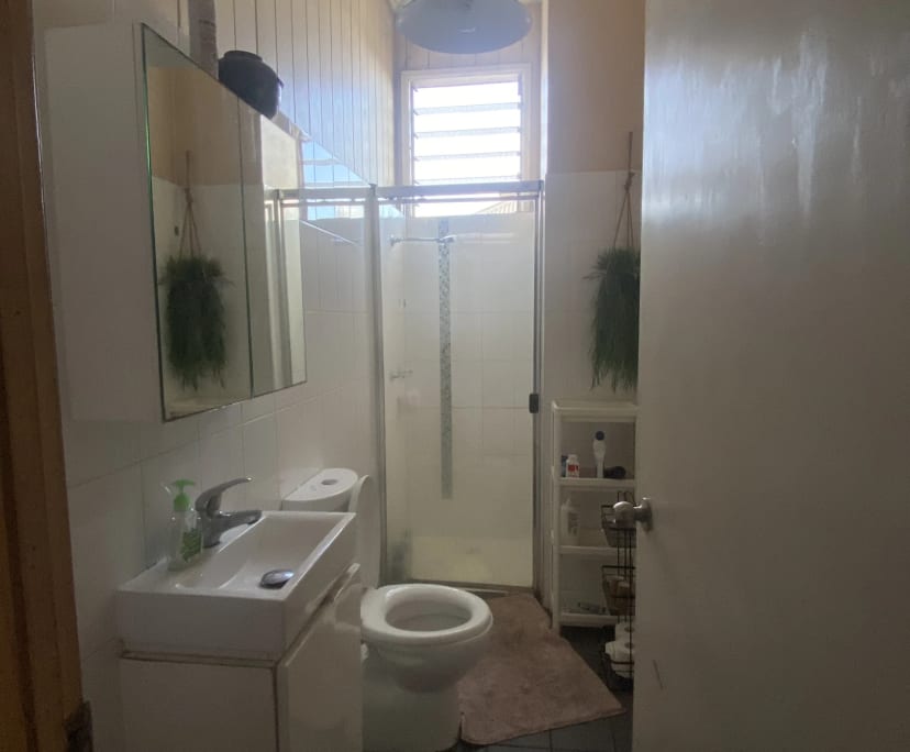 $125, Share-house, 5 bathrooms, East Brisbane QLD 4169