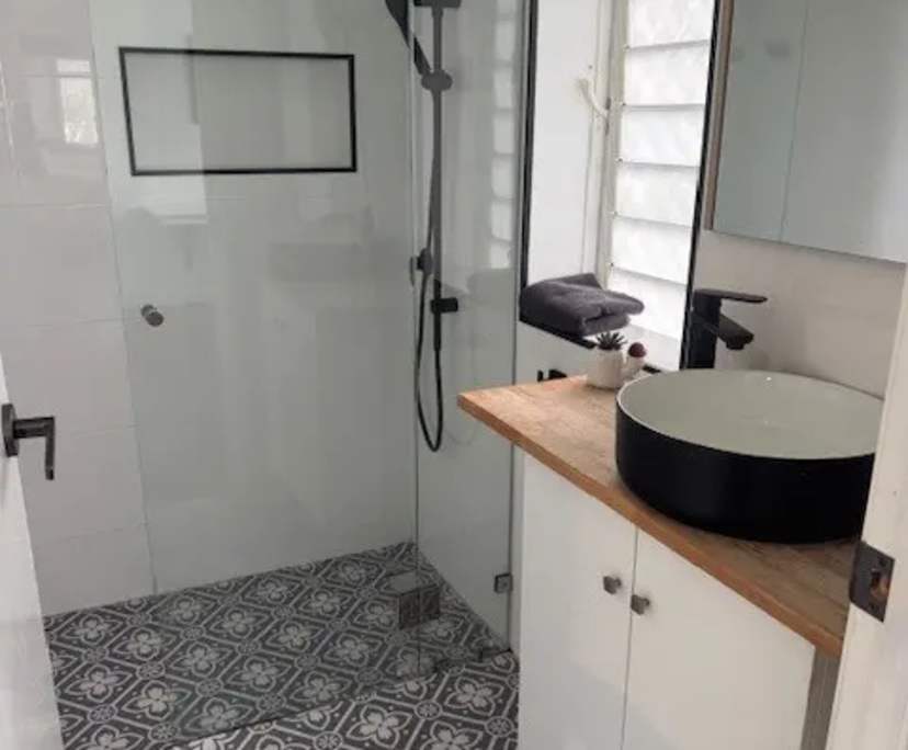 $420, Share-house, 4 bathrooms, Burleigh Heads QLD 4220