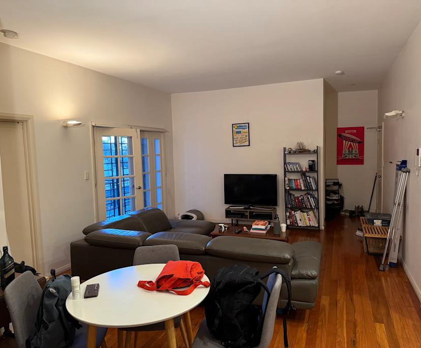 Unfurnished room in a flatshare