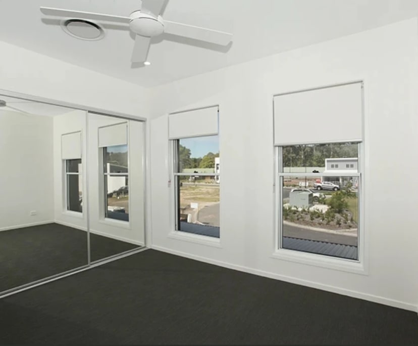 Unfurnished room in a share house