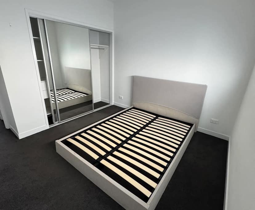 Unfurnished room with own bathroom