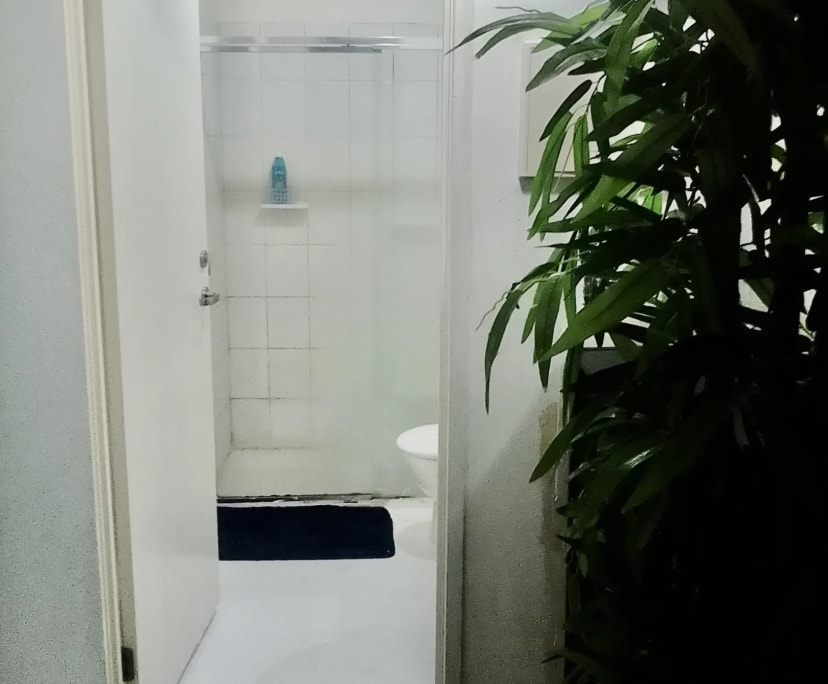 $465, Whole-property, 2 bathrooms, Melbourne VIC 3004