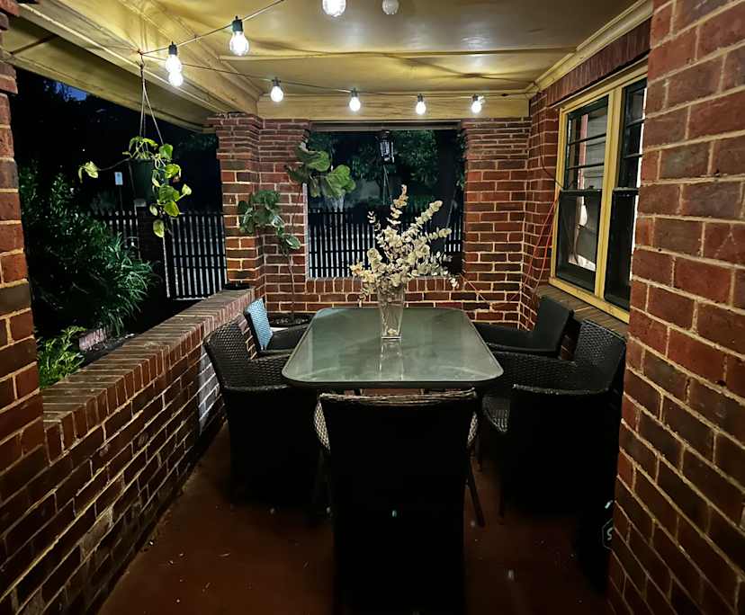 Whole property with 2 rooms for rent